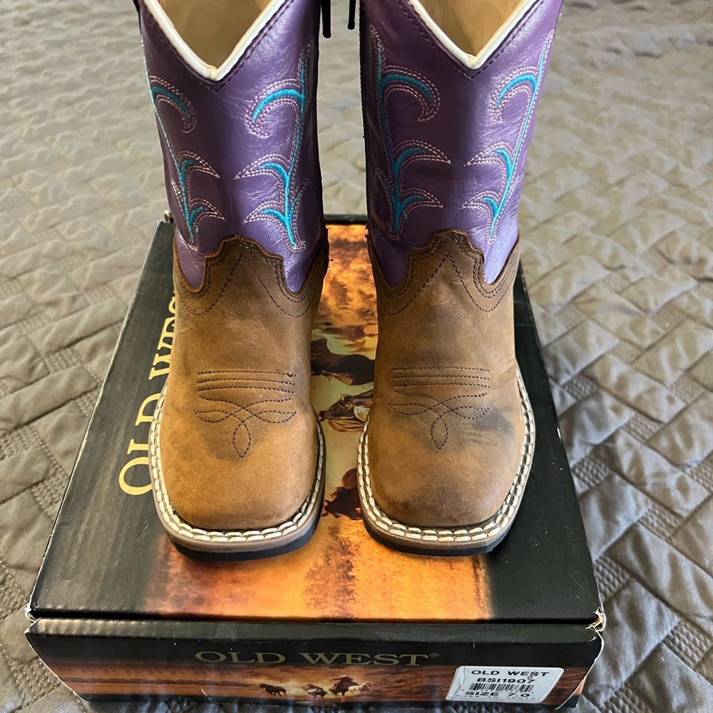 Old West Tan Cowboy Boots
